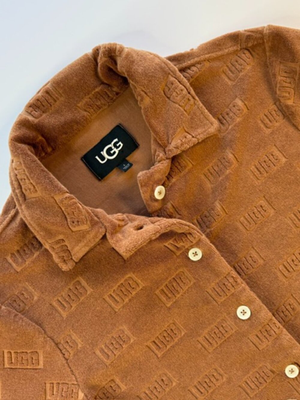 UGG Women’s Shirina UGGblock Button Shirt Size L Short Sleeve Collared Neck
